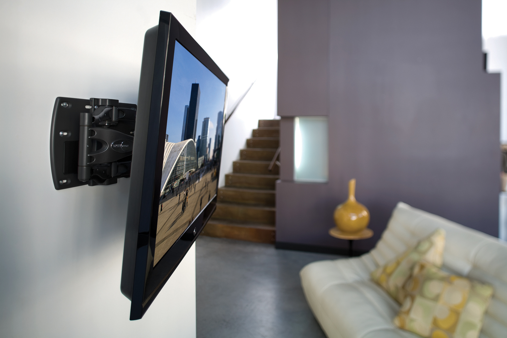 Как правильно повесить телевизор на стену | ТМ ЕРМАК