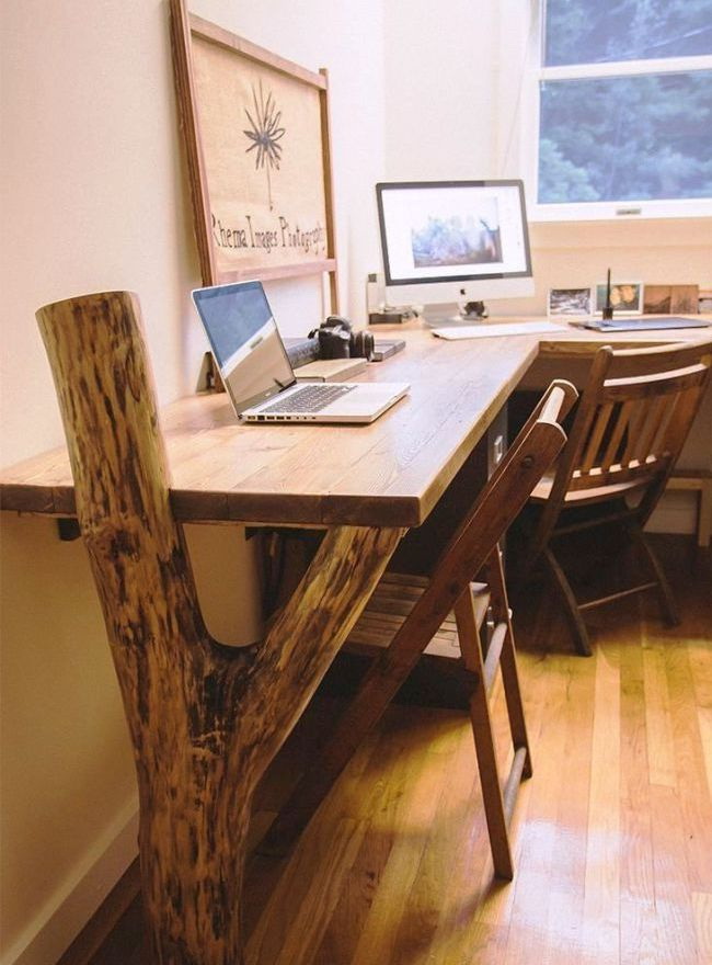 Письменные столы с полками и ящиками из дерева