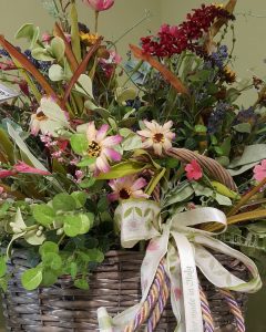 Искусственные цветы для домашнего интерьера: Красота на долгие годы (букеты, композиции,экибаны)