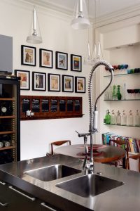 Как повесить правильно картины в интерьере кухни - 205+ (Фото) Стильных и Красивых Идей