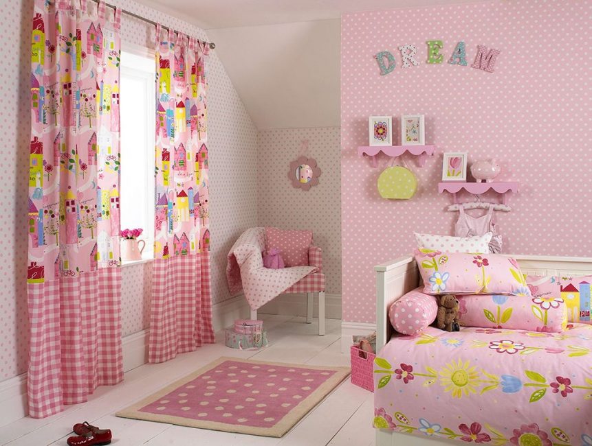 Розовая комната для маленькой принцессы