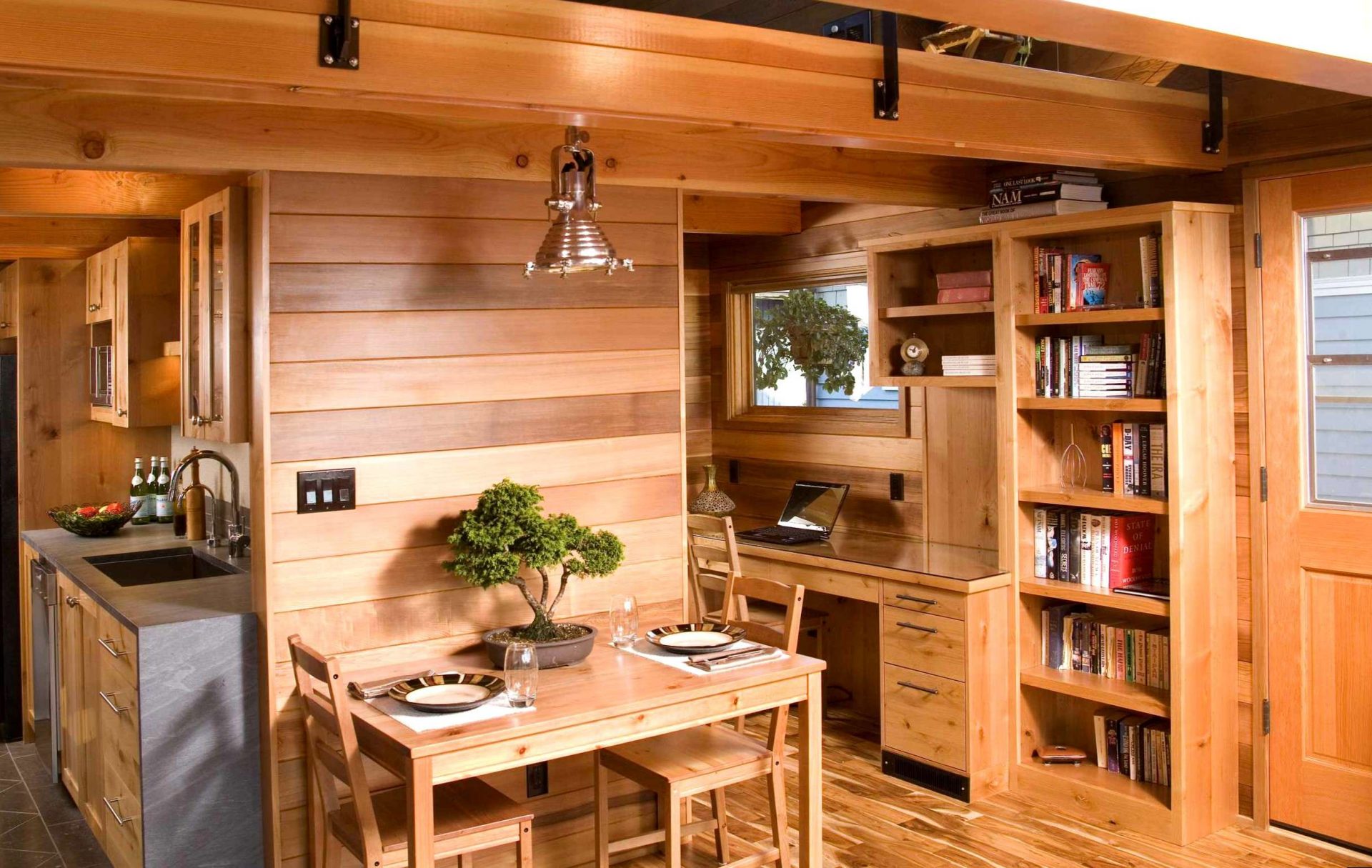 отделка кухни в деревянном стиле