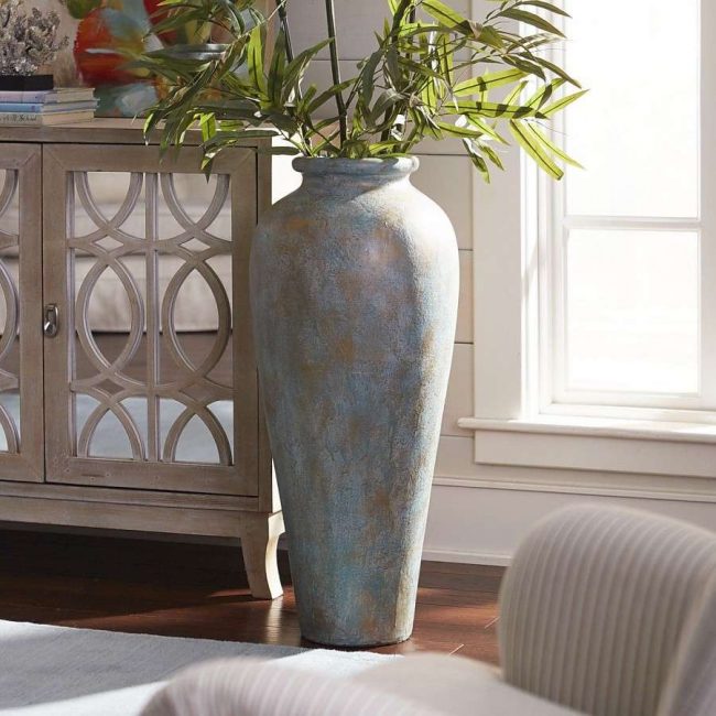 Напольными вазами называют вазы высотой более 40 см