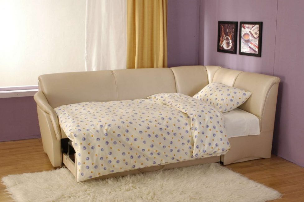 Особенности маленьких диванов со спальным местом (85+Фото). Модные тендендции современного интерьера (угловые, кухонные, кожаные)