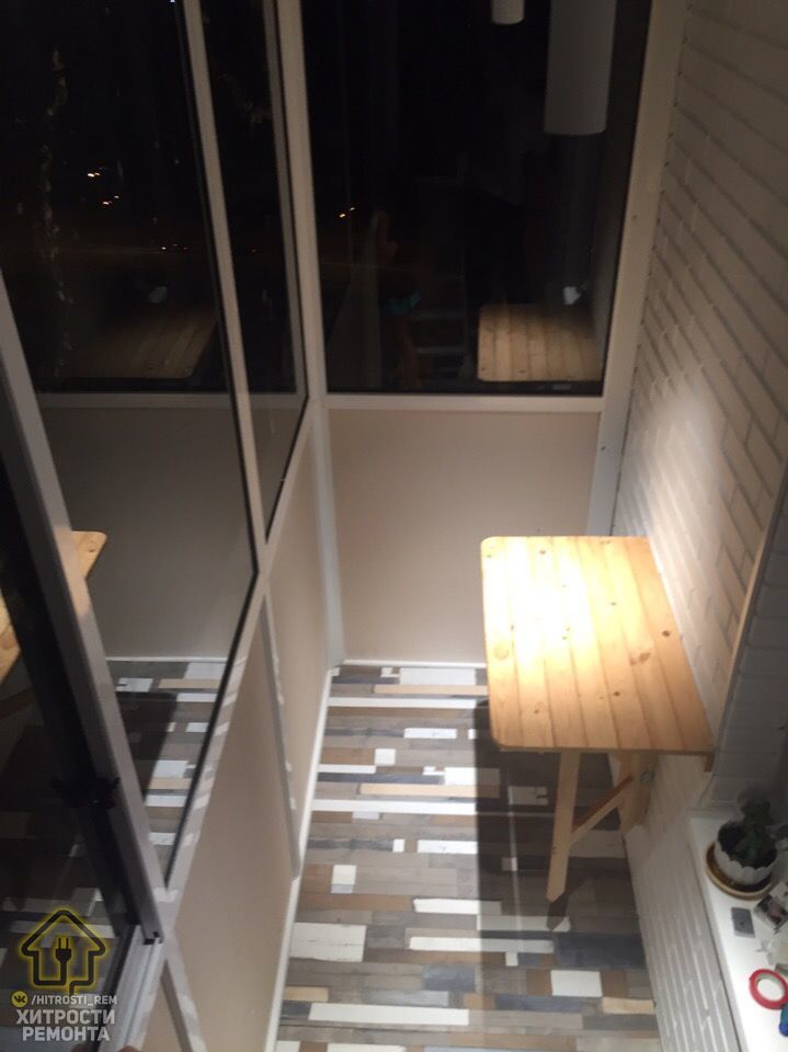 Хозяин квартиры сделал бюджетный ремонт на балконе с рябым полом. Фото До/После