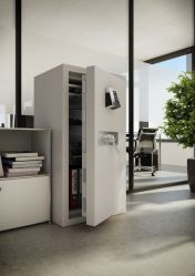 Сейфы в интерьере дома или квартиры (маленькие, несгораемые, встроенные). Как выбрать? На что обратить внимание?