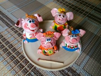 Поделки на 2019 год Желтой Свиньи (65+ Фото). 6 оригинальных и удивительных мастер-классов своими руками с различными техниками (из фетра, макарон, соленого теста) +Отзывы