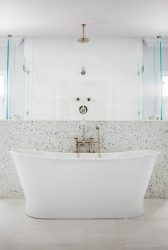 Акриловая или чугунная ванная: Плюсы и минусы (160+ Фото). Какую лучше выбрать?