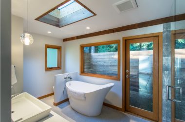 Акриловая или чугунная ванная: Плюсы и минусы (160+ Фото). Какую лучше выбрать?