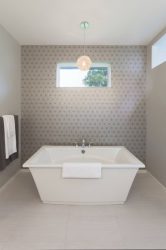 Акриловая или чугунная ванная: Плюсы и минусы (160+ Фото). Какую лучше выбрать?