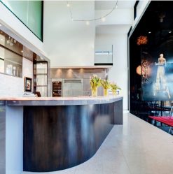 Арт-деко в интерьере: 195+ (Фото) дизайна в гостиной, кухне, спальне. Мебель, которая изменит Вашу жизнь