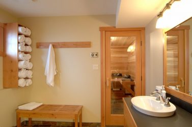 Бани с мансардой для ценителей хорошего отдыха: 230+ (Фото) Проектов (с бруса, с террасой, с верандой)