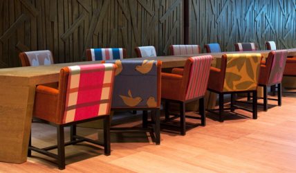 Как сшить чехлы на стулья своими руками (135+ Фото) — Простые и быстрые Мастер-классы