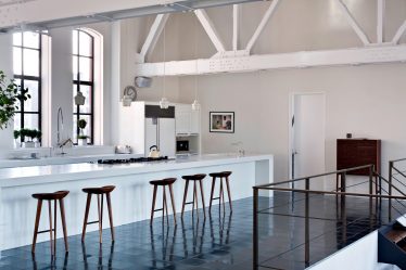 Стол в стиле Лофт (115+ Фото): Какой вид конструкции лучше? (письменный/журнальный/барный/обеденный/трансформер)