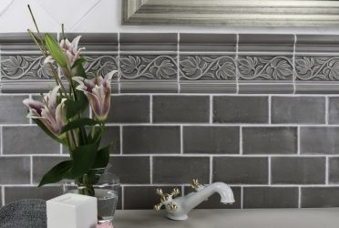 Внутренняя декоративная отделка стен (обои, плитка, панели, штукатурка, краска) + 220 ФОТО