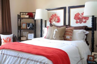 Декоративные подушки Своими руками — Изюминка вашего интерьера. Мастер-классы, схемы, выкройки (145+ Фото)