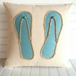 Декоративные подушки Своими руками — Изюминка вашего интерьера. Мастер-классы, схемы, выкройки (145+ Фото)