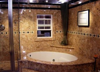 Отделка Ванной комнаты искусственным камнем: Умывальник, столешница, полки. Особенности использования материала