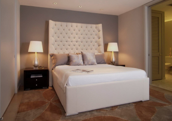 Деревянная кровать как средство улучшения самочувствия. Детские, двухъярусные, двуспальные — особенности использования и выбора