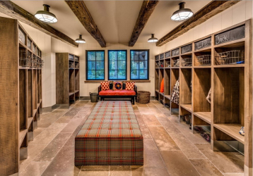 Деревянный потолок с декоративными балками: 165+ (Фото) дизайна и отделки