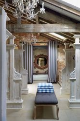 Деревянный потолок с декоративными балками: 165+ (Фото) дизайна и отделки