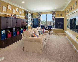 Дизайн детской комнаты с мягким диваном: Как и Куда лучше поставить?