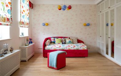 Дизайн детской комнаты с мягким диваном: Как и Куда лучше поставить?