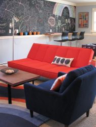 Дизайн детской комнаты с мягким диваном: Как и Куда лучше поставить?