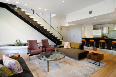 Дизайн интерьера таунхауса в современном стиле: 155+ (Фото) проектов для гостиной, кухни, двора