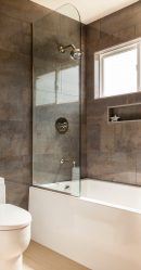 Дизайн ванной в деревянном доме (200+ Фото): Отделка своими руками (потолок, пол, стены)