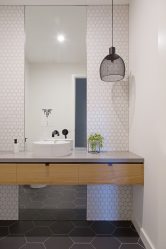 Дизайн ванной в деревянном доме (200+ Фото): Отделка своими руками (потолок, пол, стены)