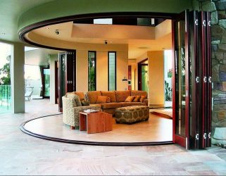 Двери со стеклянными вставками: 180+ (Фото) пластиковых, деревянных и алюминиевых вариантов (входные, межкомнатные, купе)