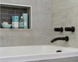 Двери в туалет и ванную — Какие Лучше? 170 Вариантов для Вашего выбора (стеклянные, пластиковые, раздвижные)