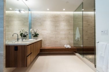 Двери в туалет и ванную — Какие Лучше? 170 Вариантов для Вашего выбора (стеклянные, пластиковые, раздвижные)