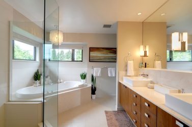 Двери в туалет и ванную — Какие Лучше? 170 Вариантов для Вашего выбора (стеклянные, пластиковые, раздвижные)