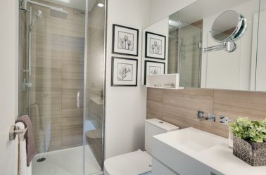 Двери в туалет и ванную — Какие Лучше? 170 Вариантов для Вашего выбора (стеклянные, пластиковые, раздвижные)