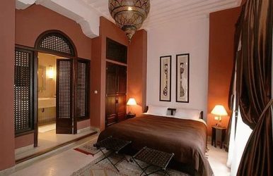 Двери в туалет и ванную — Какие Лучше? 170 Вариантов для Вашего выбора (стеклянные, пластиковые, раздвижные)