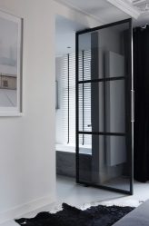 Двери в туалет и ванную — Какие Лучше? 170 Вариантов для Вашего выбора (стеклянные, пластиковые, раздвижные)