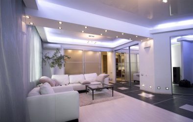 Двухуровневые потолки в зале:  Материалы, интересные сочетания, идеи по дизайну (135+ Фото)