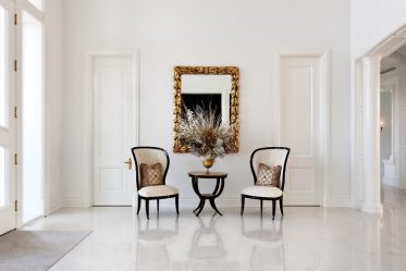 Дизайн элегантной прихожей в маленьком и большом частном доме. Самые модные и доступные интерьеры + 180 ФОТО