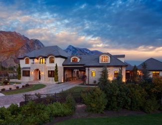 Фасадные панели для загородного дома — Как выбрать? 230+ (Фото) Отделки снаружи (под камень, под кирпич, из дерева)