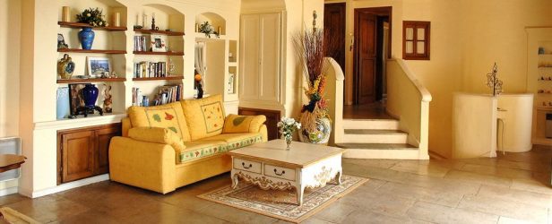 Интерьер гостиной в стиле Прованс – очарование Франции в вашем доме (170+ Фото)