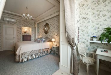 Интерьер гостиной в стиле Прованс – очарование Франции в вашем доме (170+ Фото)