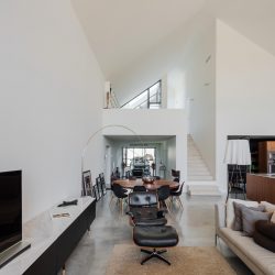 Дизайн дома с мансардой (170+ Фото) — Варианты отделки интерьера комнаты