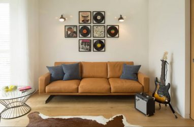 Кожаный диван в интерьере: С чем подать? 160+ (Фото). От больших до маленьких. От белых до черных