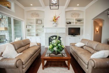 Кожаный диван в интерьере: С чем подать? 160+ (Фото). От больших до маленьких. От белых до черных