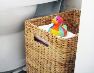 Корзина для белья в ванную: 145+ (Фото) Встраиваемых, Плетеных, Угловых