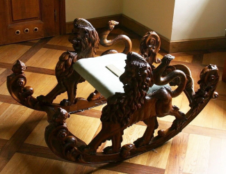 Кресло-качалка в интерьере: Отличная мебель, которая сделает ваш дом уютнее. 160+ (Фото) своими руками из дерева, металла, фанеры