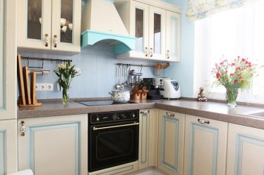 Дизайн красивых Кухонь в стиле Прованс: 240+ Фото Современных Оформлений (стены, потолок, шторы)