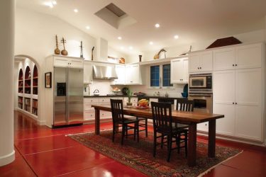 Дизайн красивых Кухонь в стиле Прованс: 240+ Фото Современных Оформлений (стены, потолок, шторы)